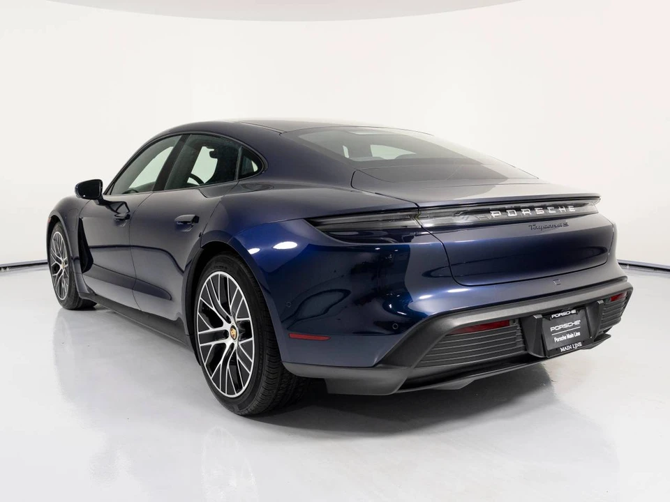 2022 Porsche Taycan 4S - Image 3 of 5