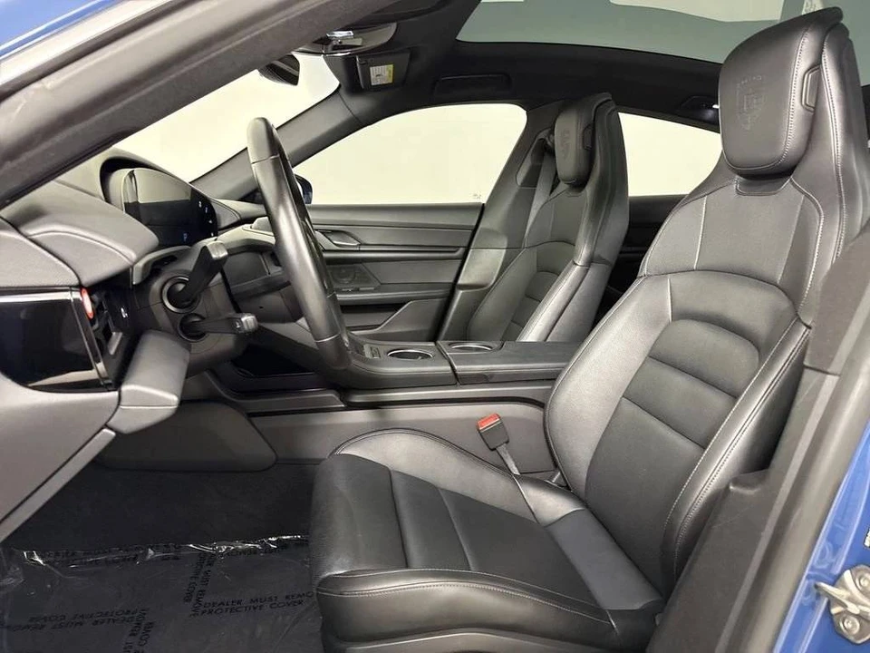 2022 Porsche Taycan 4S - Image 5 of 5