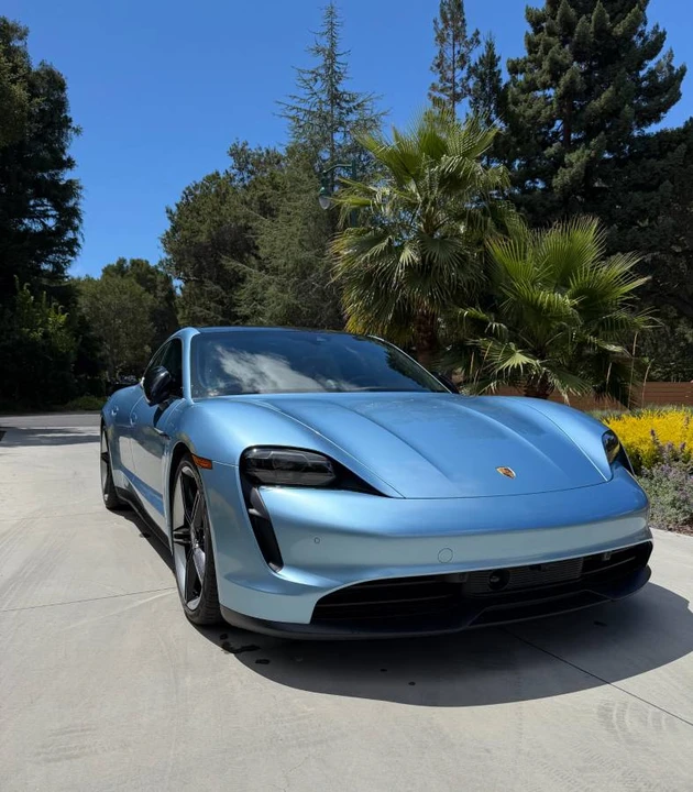2022 Porsche Taycan 4S - Image 18 of 18