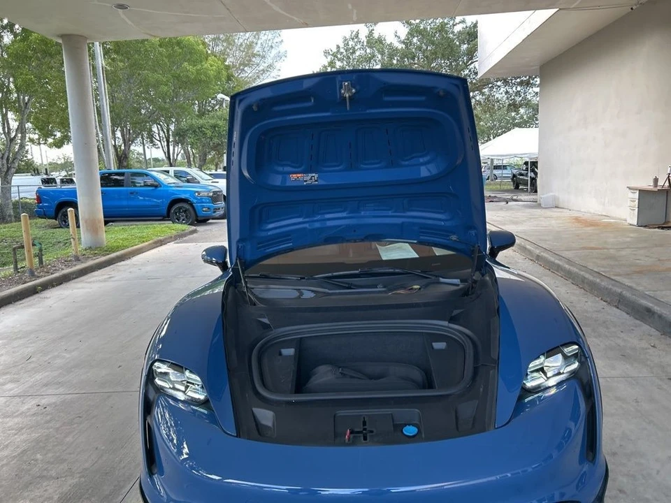2022 Porsche Taycan 4 - Image 11 of 12
