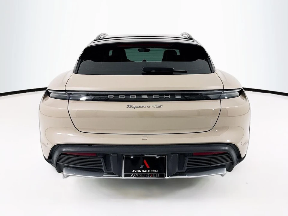 2022 Porsche Taycan Cross Turismo - Image 6 of 12