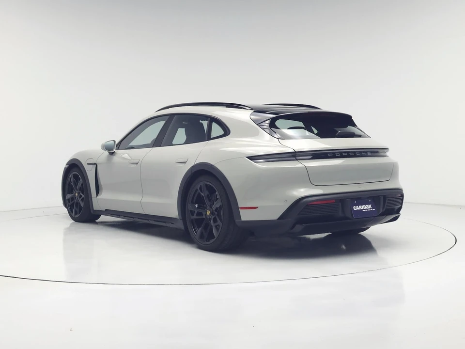 2022 Porsche Taycan Cross Turismo - Image 3 of 25