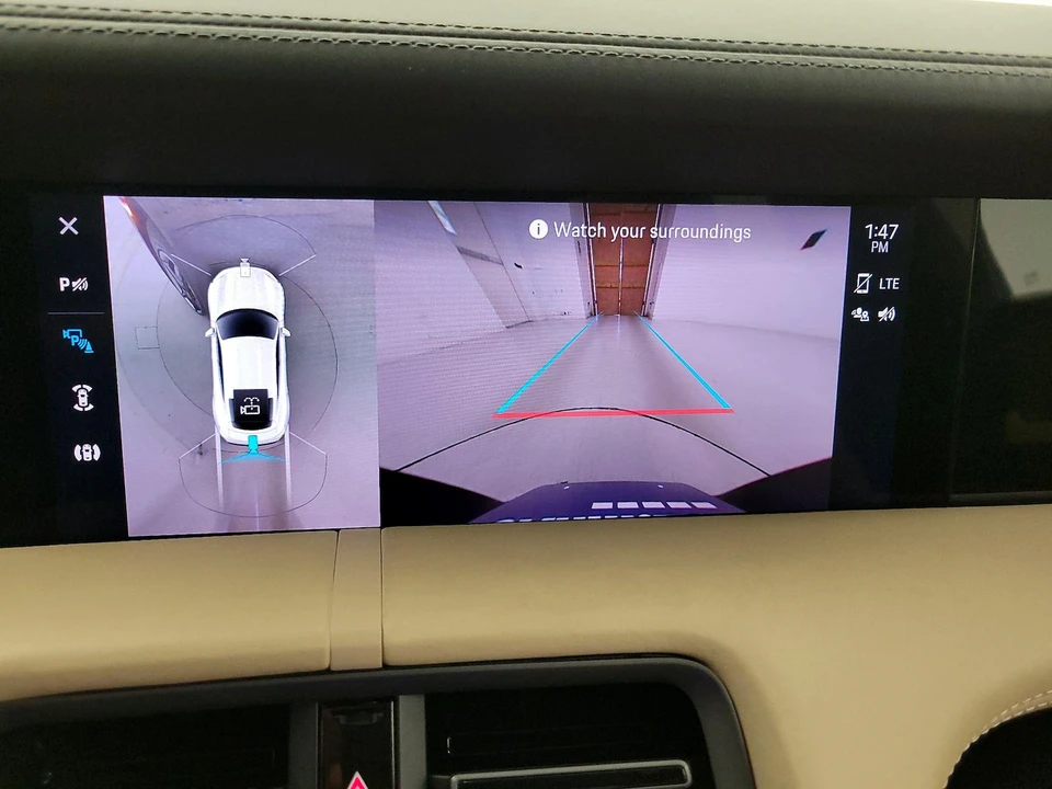 2022 Porsche Taycan 4S - Image 15 of 26