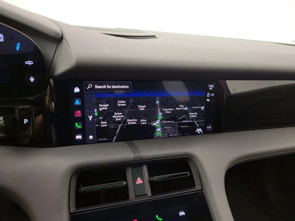 2022 Porsche Taycan - Image 15 of 27