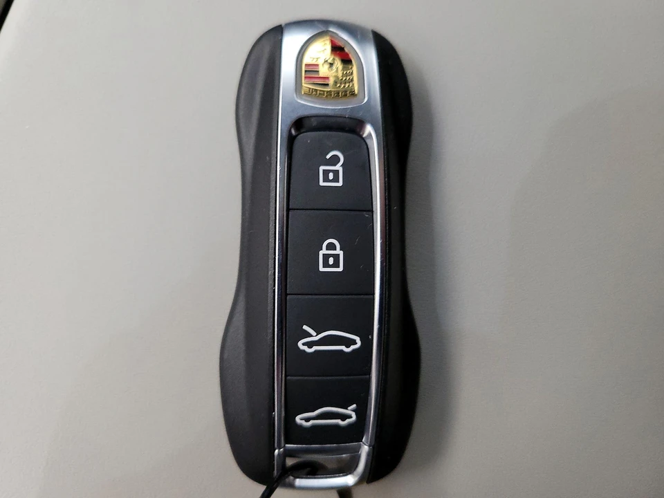2022 Porsche Taycan - Image 24 of 27