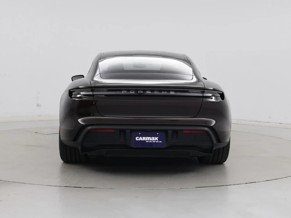 2022 Porsche Taycan - Image 7 of 27