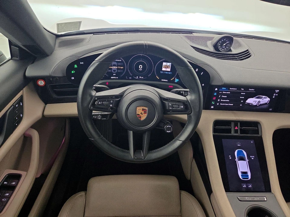 2022 Porsche Taycan - Image 11 of 27