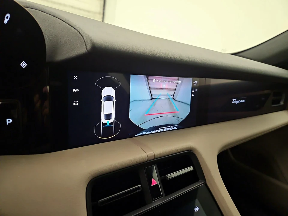 2022 Porsche Taycan - Image 15 of 25