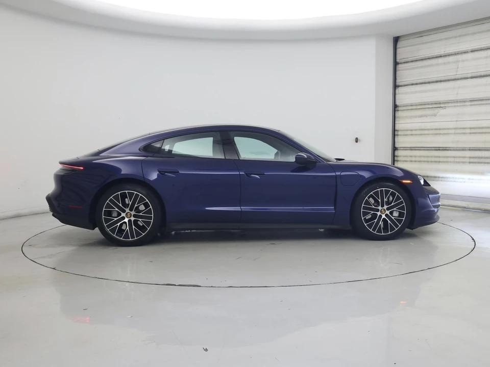 2022 Porsche Taycan - Image 8 of 25