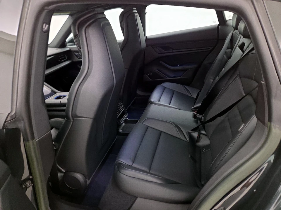 2022 Porsche Taycan - Image 21 of 28