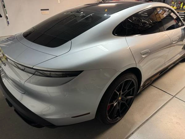 2022 Porsche Taycan GTS - Image 8 of 20