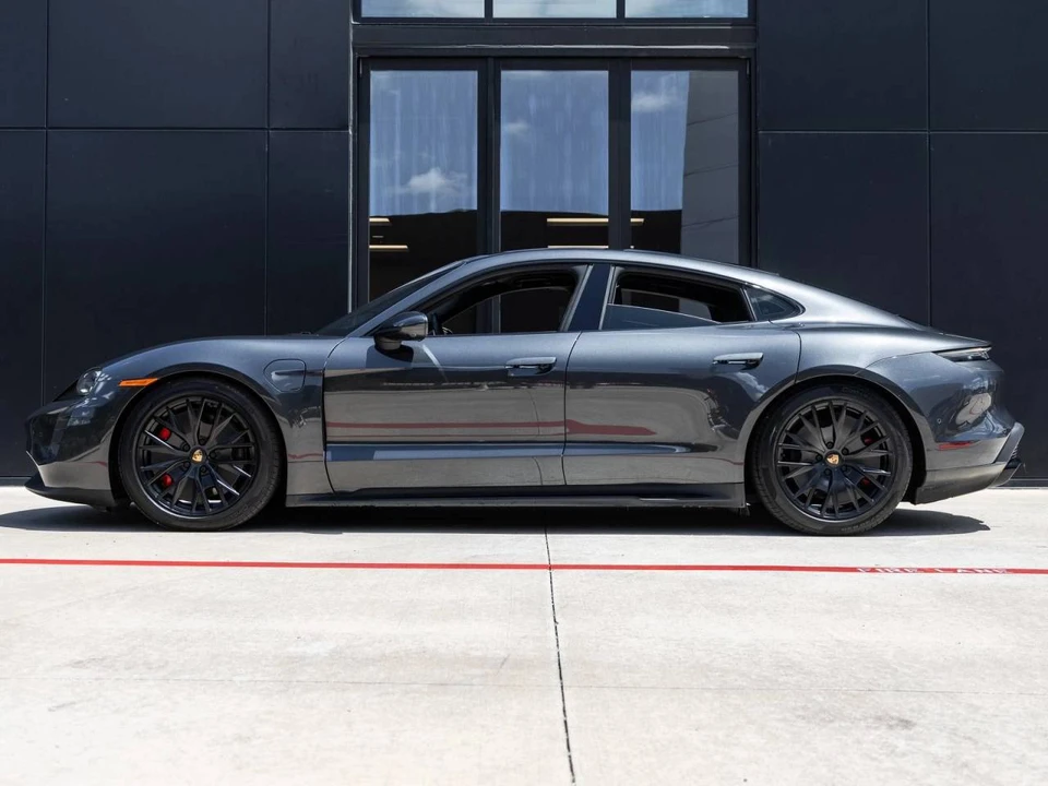 2022 Porsche Taycan GTS - Image 2 of 5