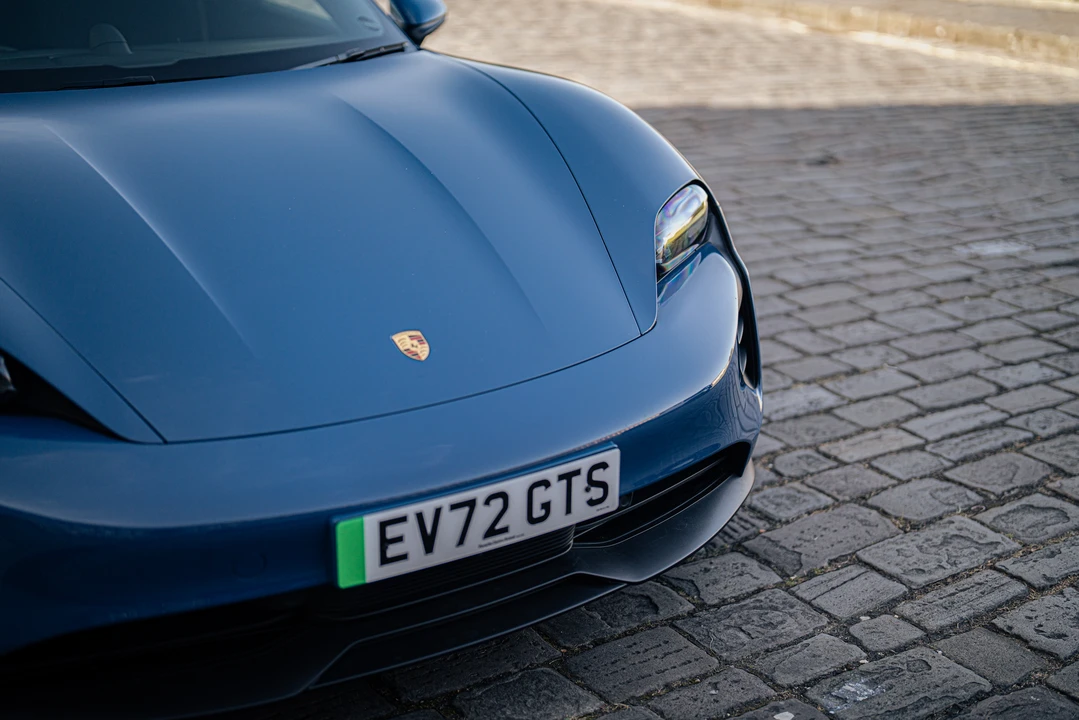 2022 Porsche Taycan GTS - Image 17 of 31