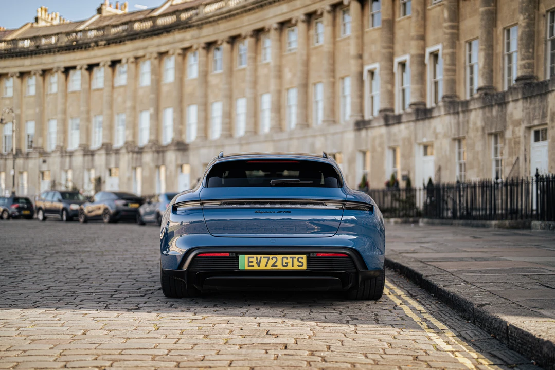 2022 Porsche Taycan GTS - Image 12 of 31