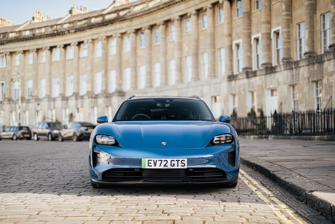2022 Porsche Taycan GTS - Image 3 of 31