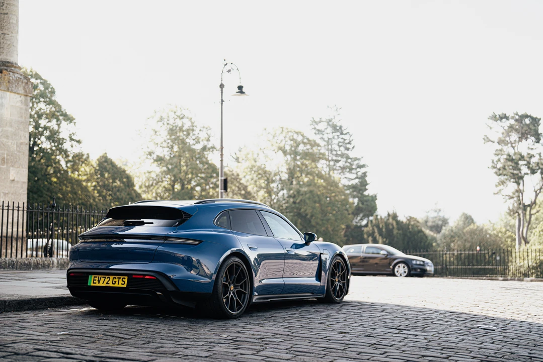 2022 Porsche Taycan GTS - Image 13 of 31