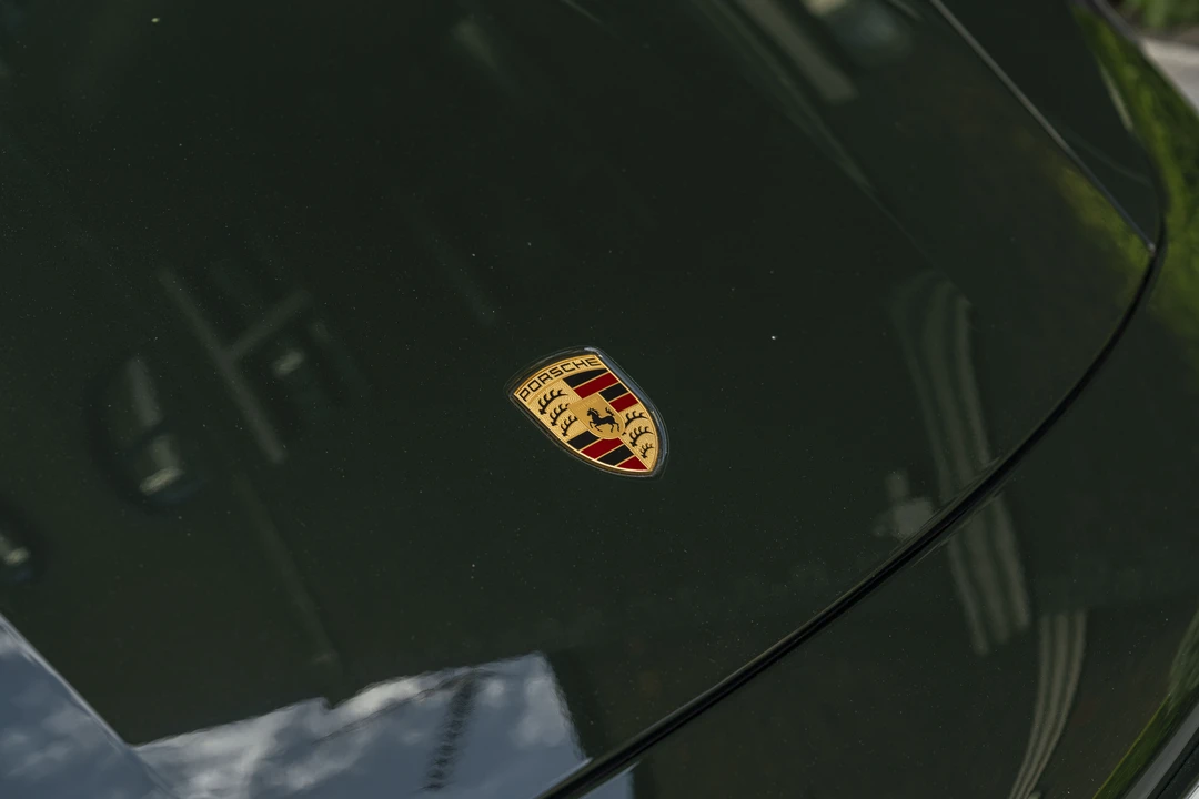 2022 Porsche Taycan GTS - Image 15 of 31