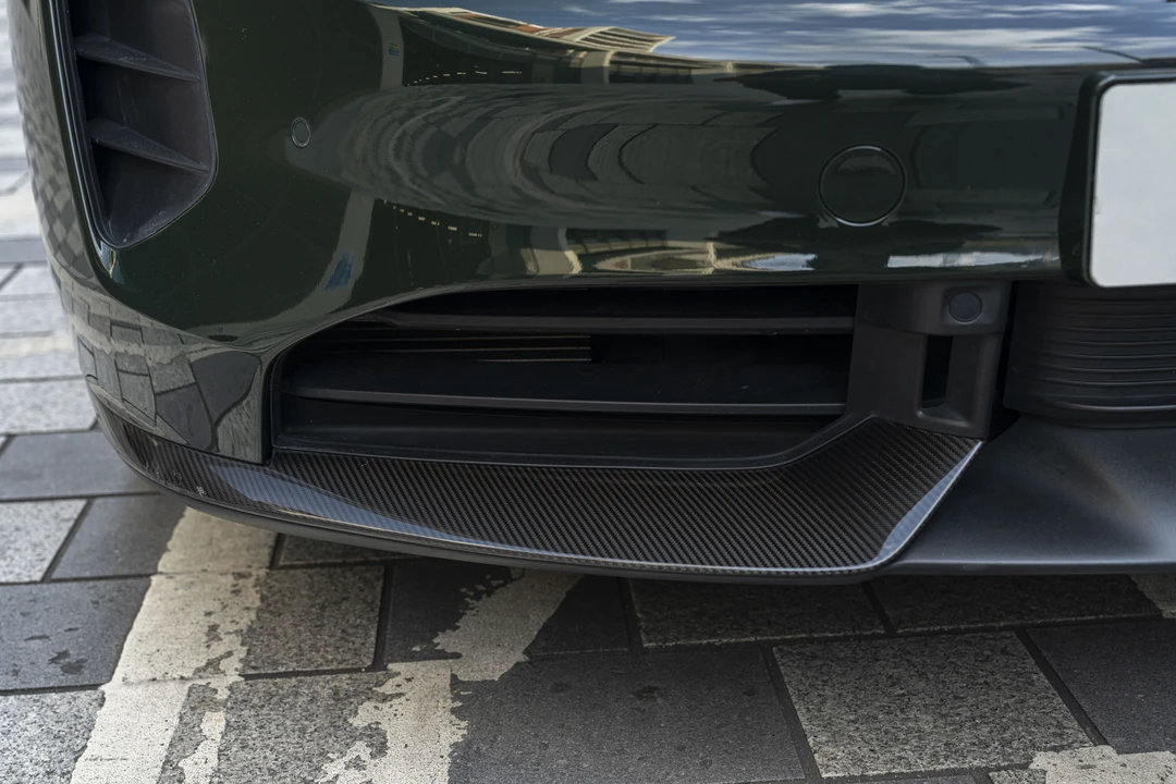 2022 Porsche Taycan GTS - Image 18 of 31