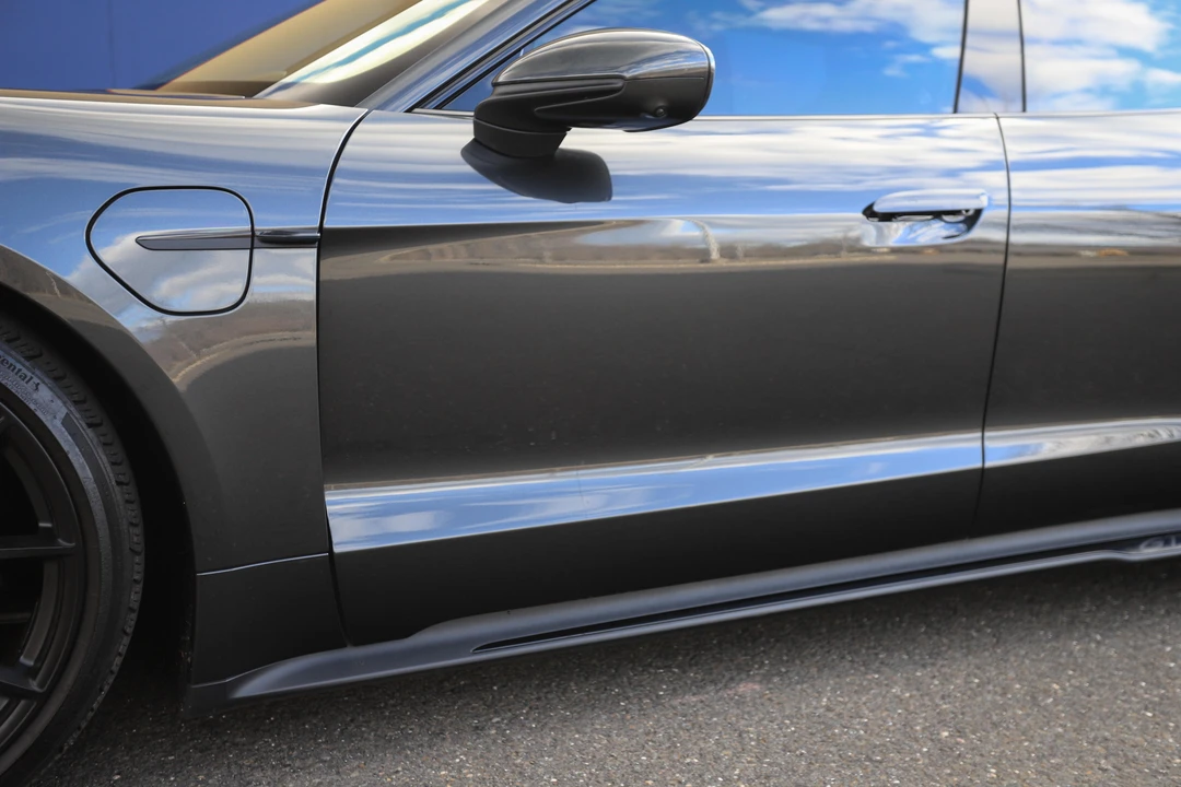 2022 Porsche Taycan GTS - Image 28 of 31