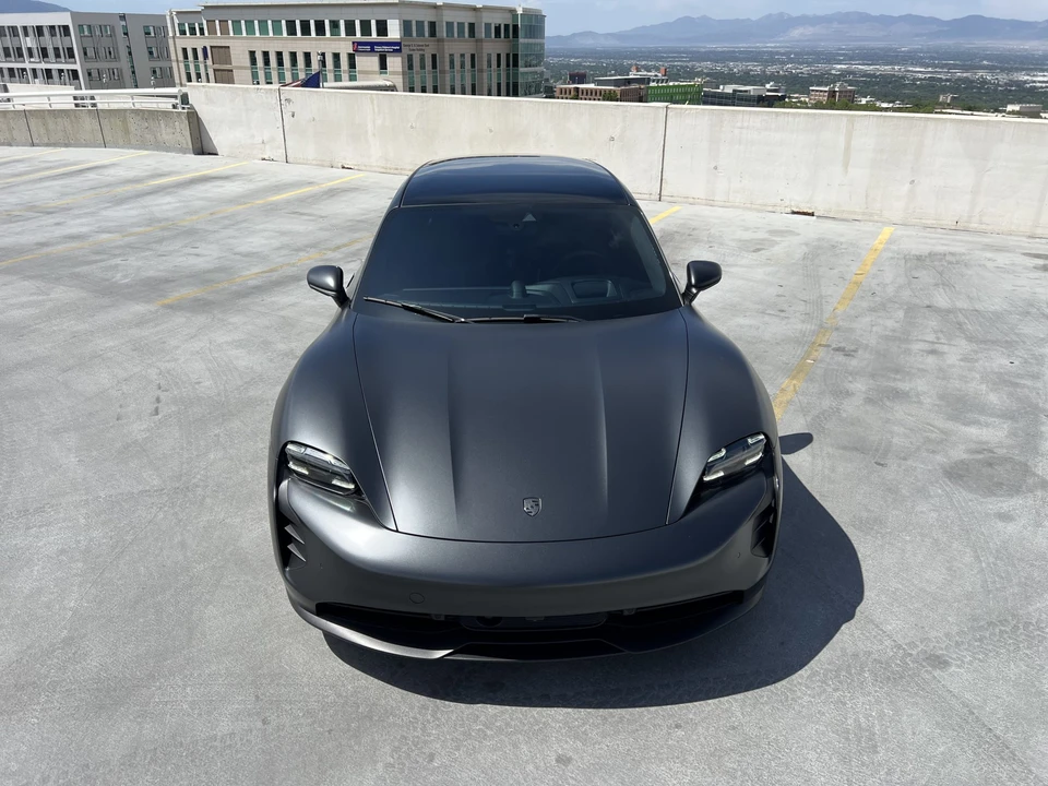 2022 Porsche Taycan Cross Turismo - Image 6 of 31