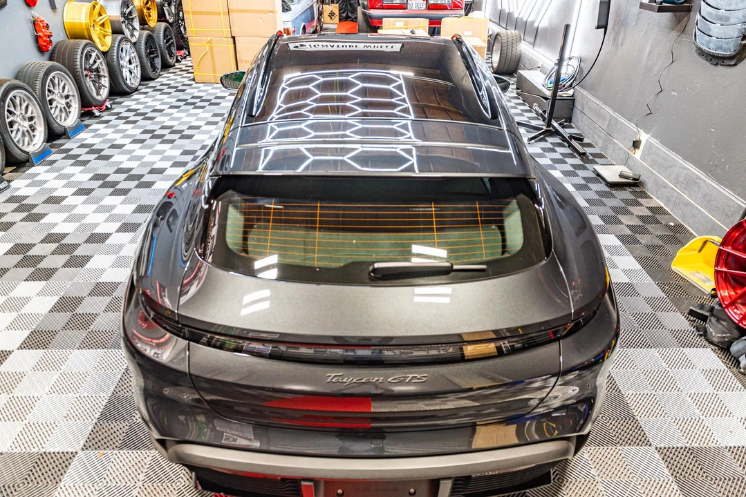 2022 Porsche Taycan GTS - Image 28 of 31