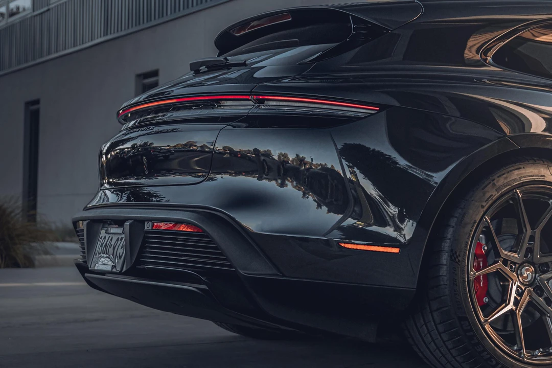2022 Porsche Taycan GTS - Image 31 of 31