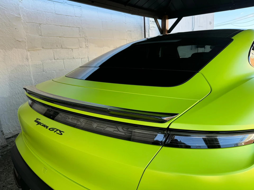 2022 Porsche Taycan GTS - Image 25 of 31