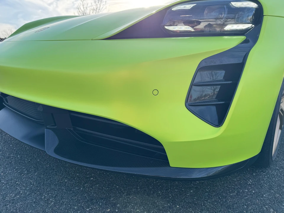 2022 Porsche Taycan GTS - Image 16 of 31