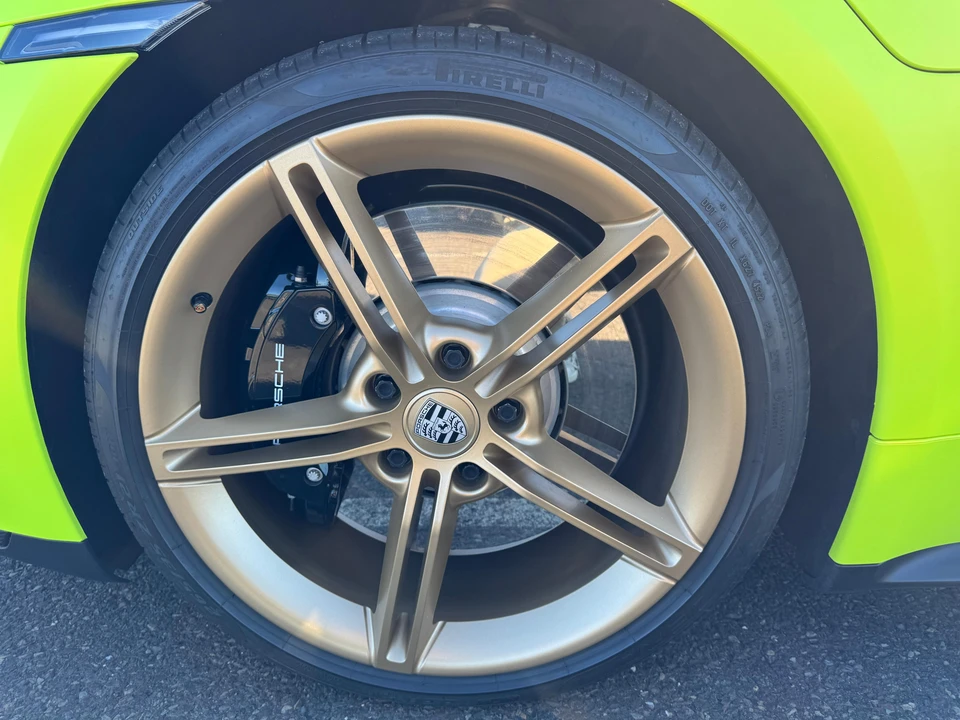 2022 Porsche Taycan GTS - Image 28 of 31