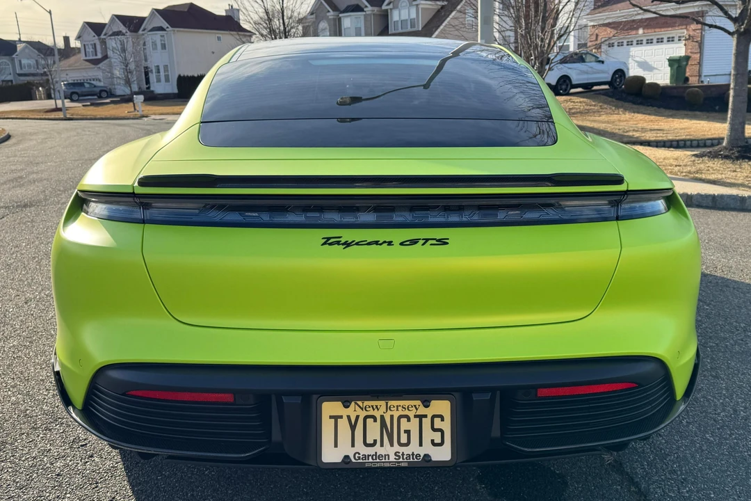 2022 Porsche Taycan GTS - Image 5 of 31