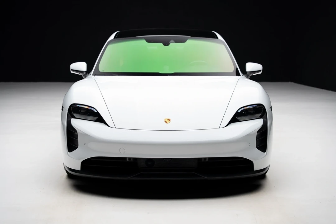2022 Porsche Taycan GTS - Image 6 of 12