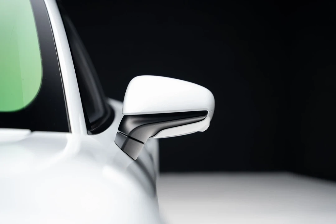 2022 Porsche Taycan GTS - Image 14 of 21