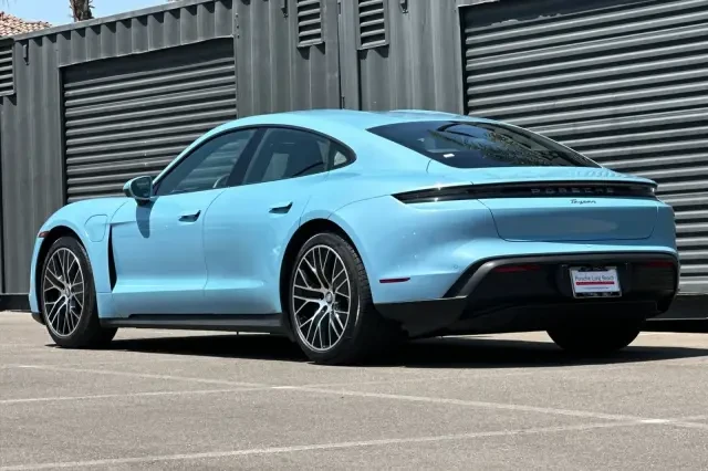2022 Porsche Taycan - Image 3 of 4