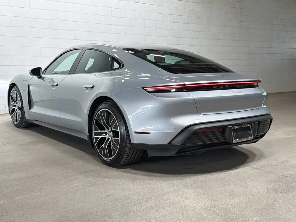 2022 Porsche Taycan - Image 3 of 5