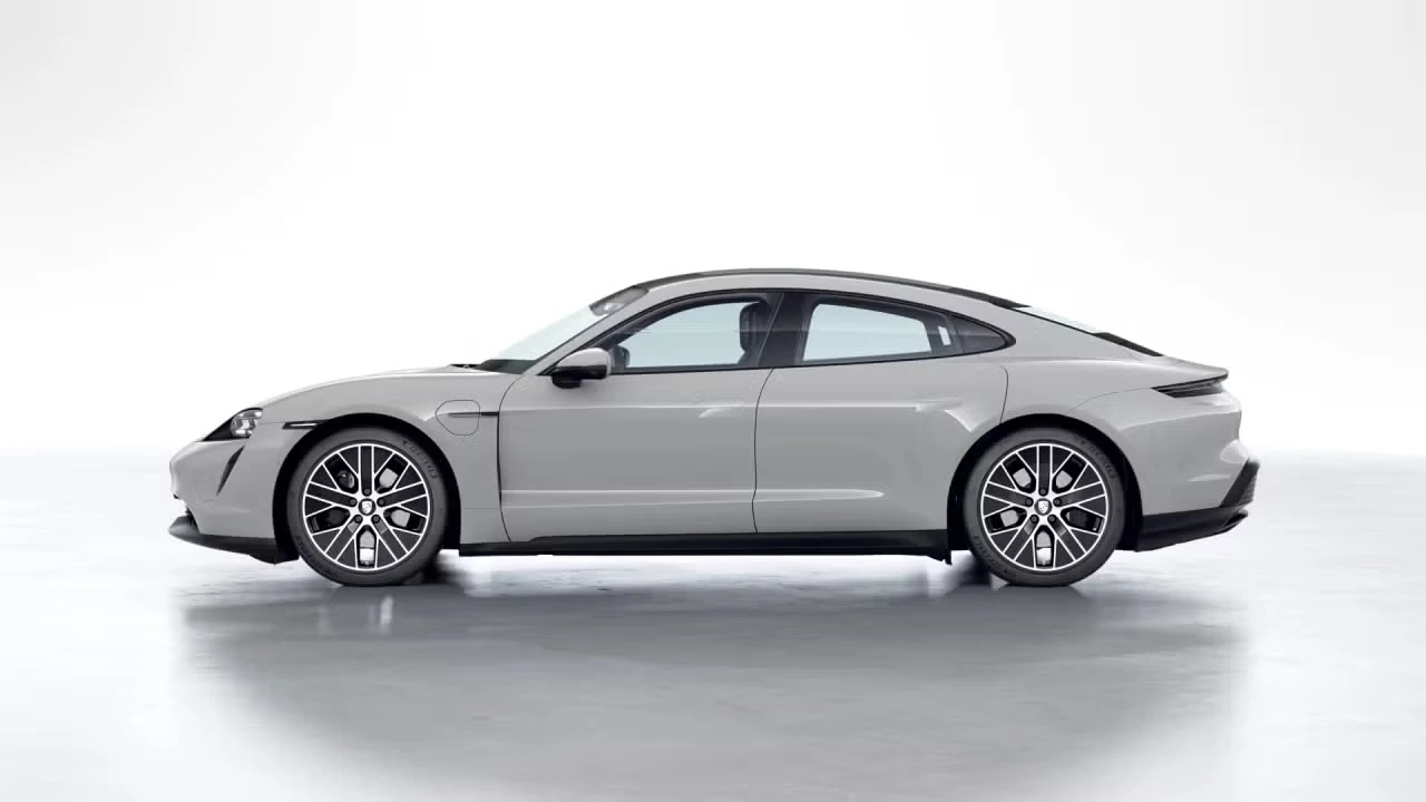 2022 Porsche Taycan - Image 12 of 30