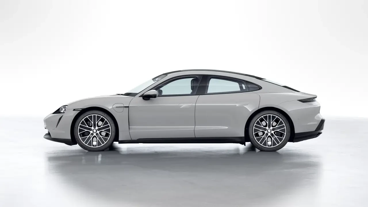 2022 Porsche Taycan - Image 16 of 30