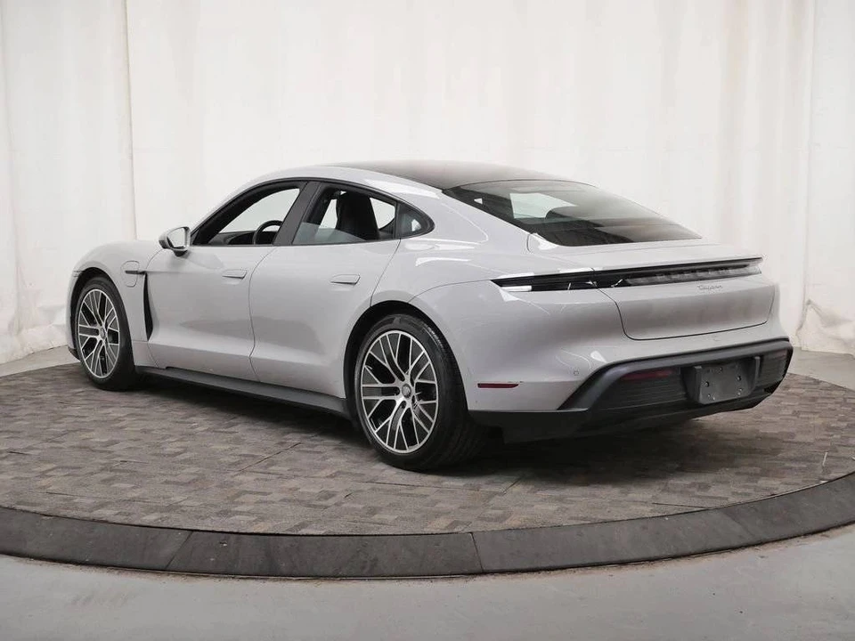 2022 Porsche Taycan - Image 3 of 5