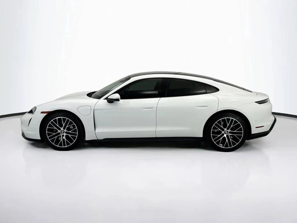 2022 Porsche Taycan - Image 2 of 5