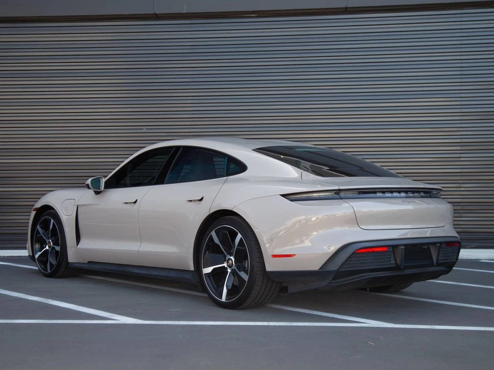 2022 Porsche Taycan - Image 2 of 5