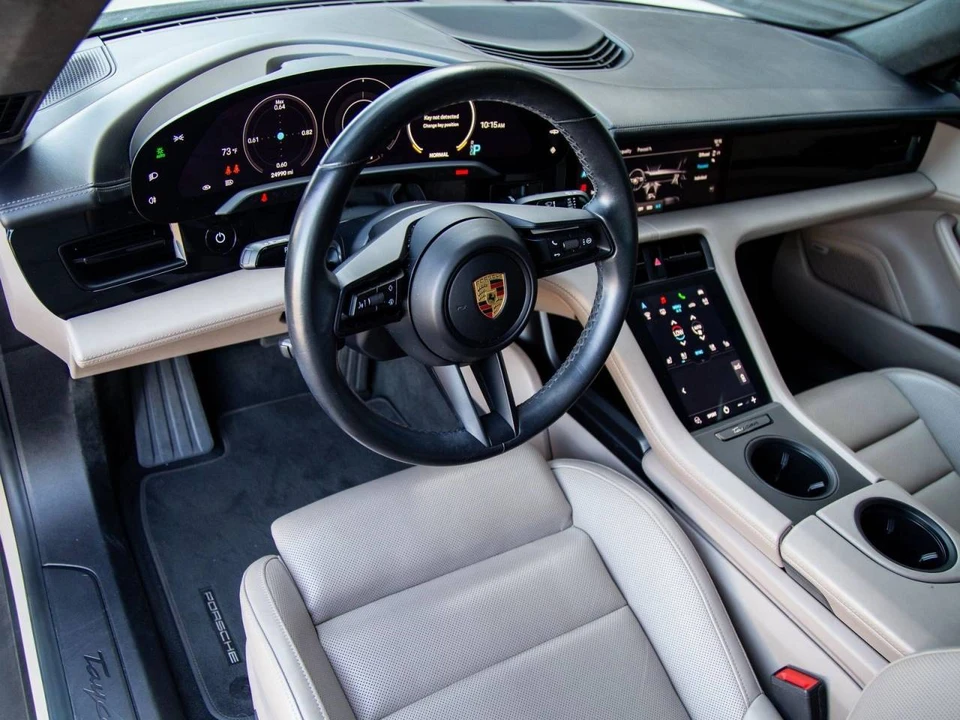 2022 Porsche Taycan - Image 5 of 5