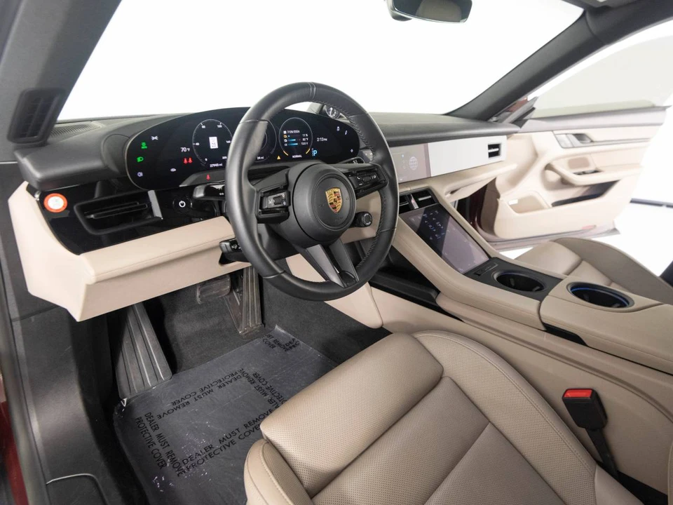 2022 Porsche Taycan - Image 4 of 5