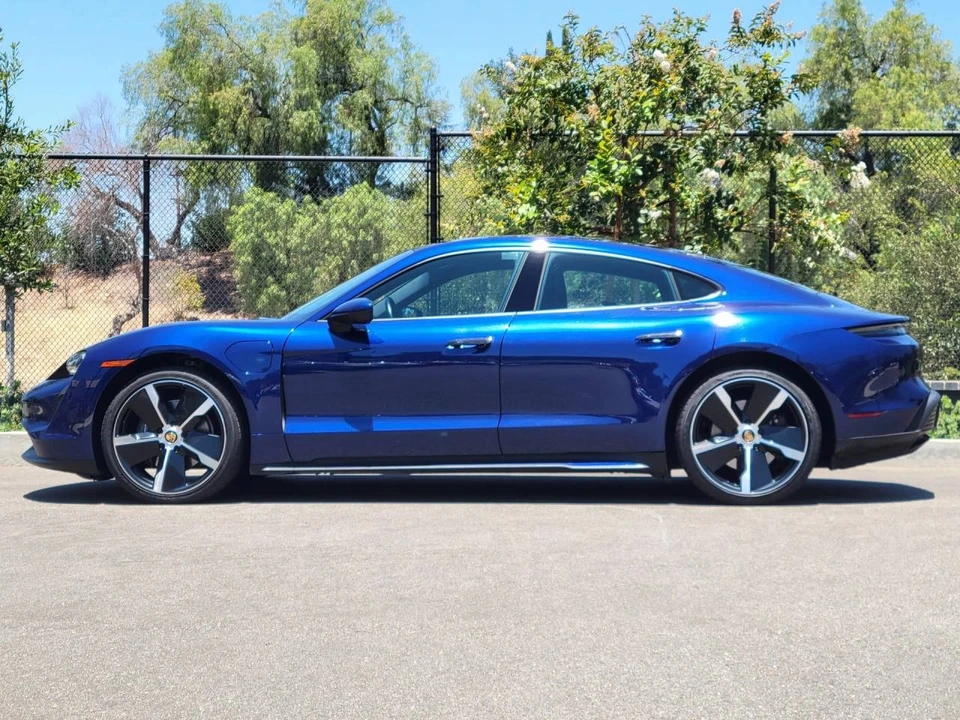 2022 Porsche Taycan - Image 2 of 5