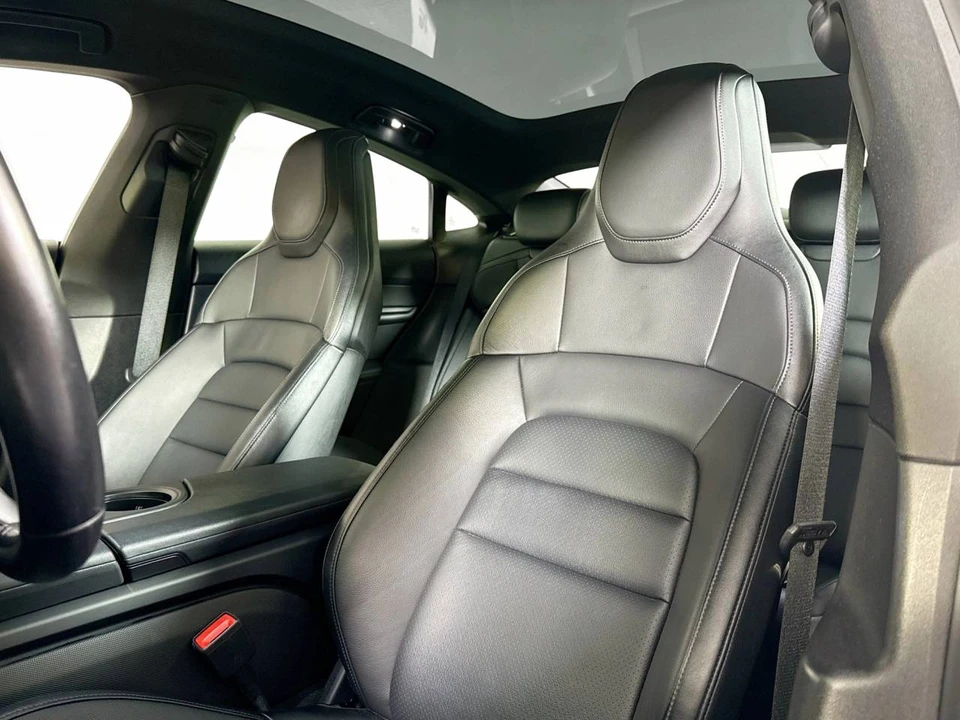 2022 Porsche Taycan - Image 5 of 5