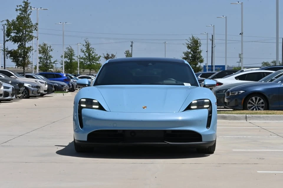 2022 Porsche Taycan - Image 2 of 18