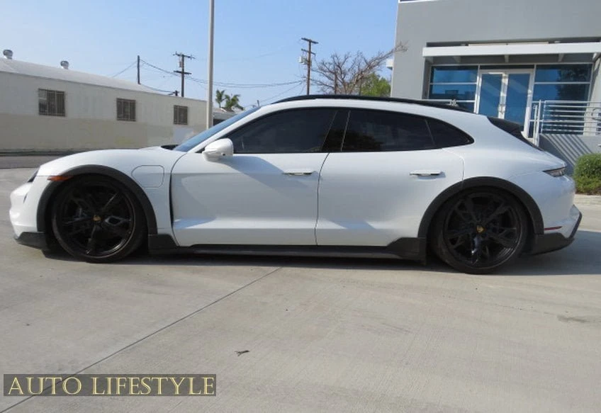 2022 Porsche Taycan - Image 6 of 20