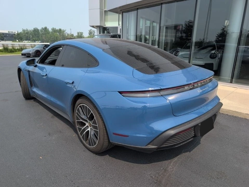 2022 Porsche Taycan - Image 4 of 17