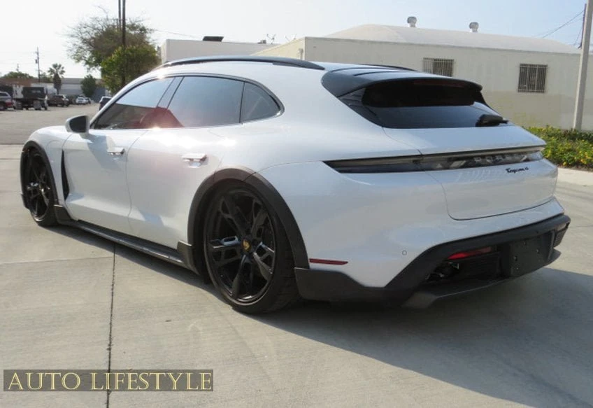 2022 Porsche Taycan - Image 9 of 20