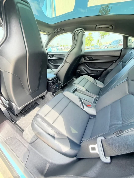 2022 Porsche Taycan - Image 5 of 12