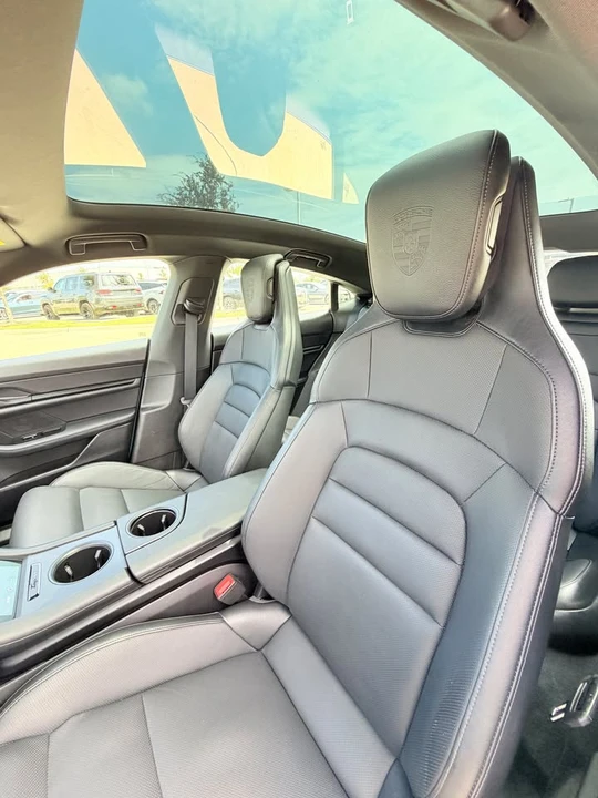 2022 Porsche Taycan - Image 7 of 12
