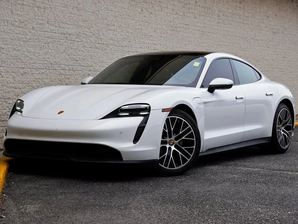 2022 Porsche Taycan - Image 2 of 20